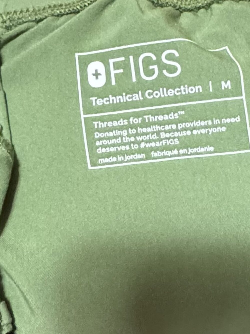Figs Scrub Set in Fern -Top is NWT - Picture 5 of 8